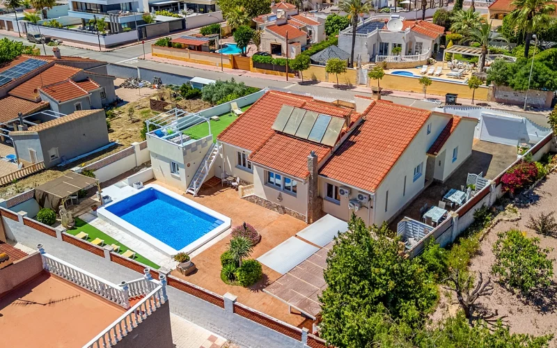 qv-gallery-38-aerial-complete-plot-view